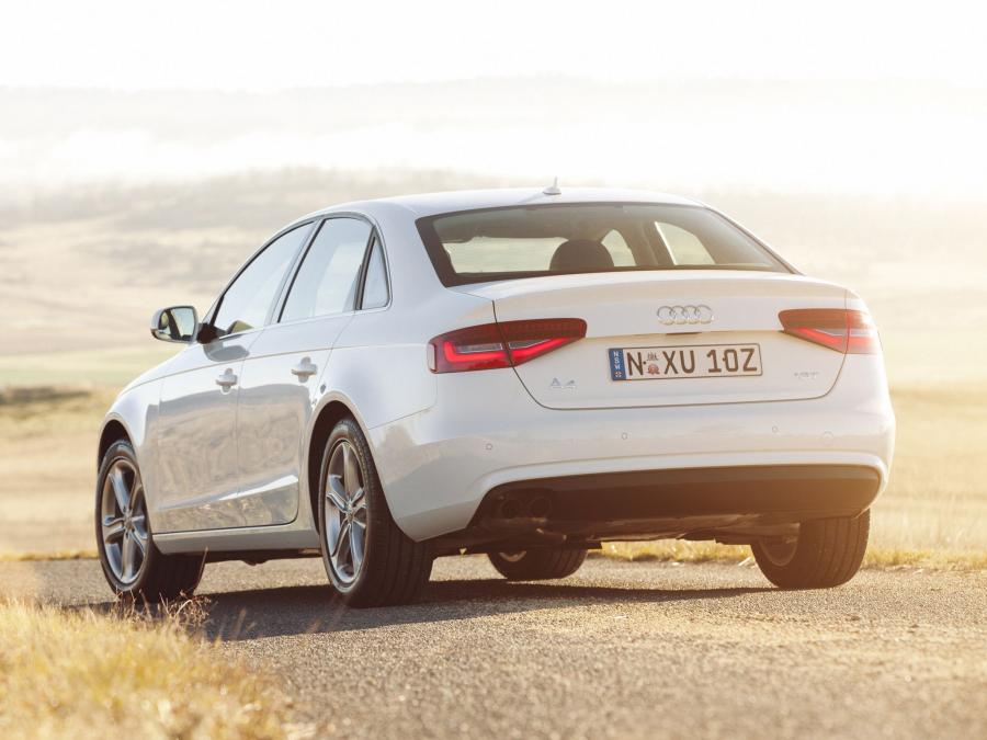  Audi A4 1.8T Sedan (B8, 8K) 2012 года  (AU) (фото 4 из 8)